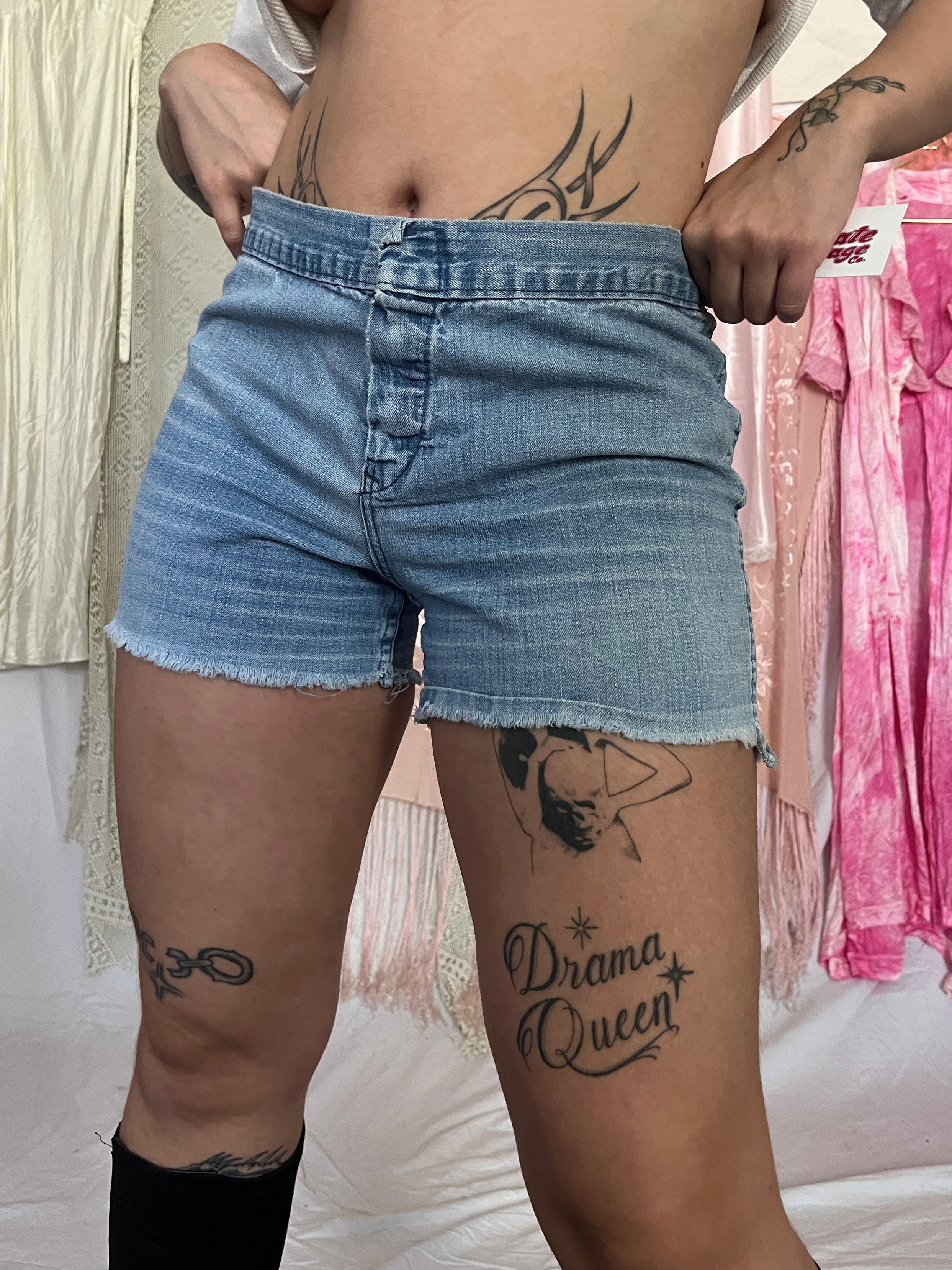 1970’s DENIM CUTOFFS