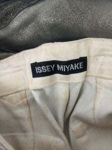 ISSEY MIYAKE DUOTONE JEANS