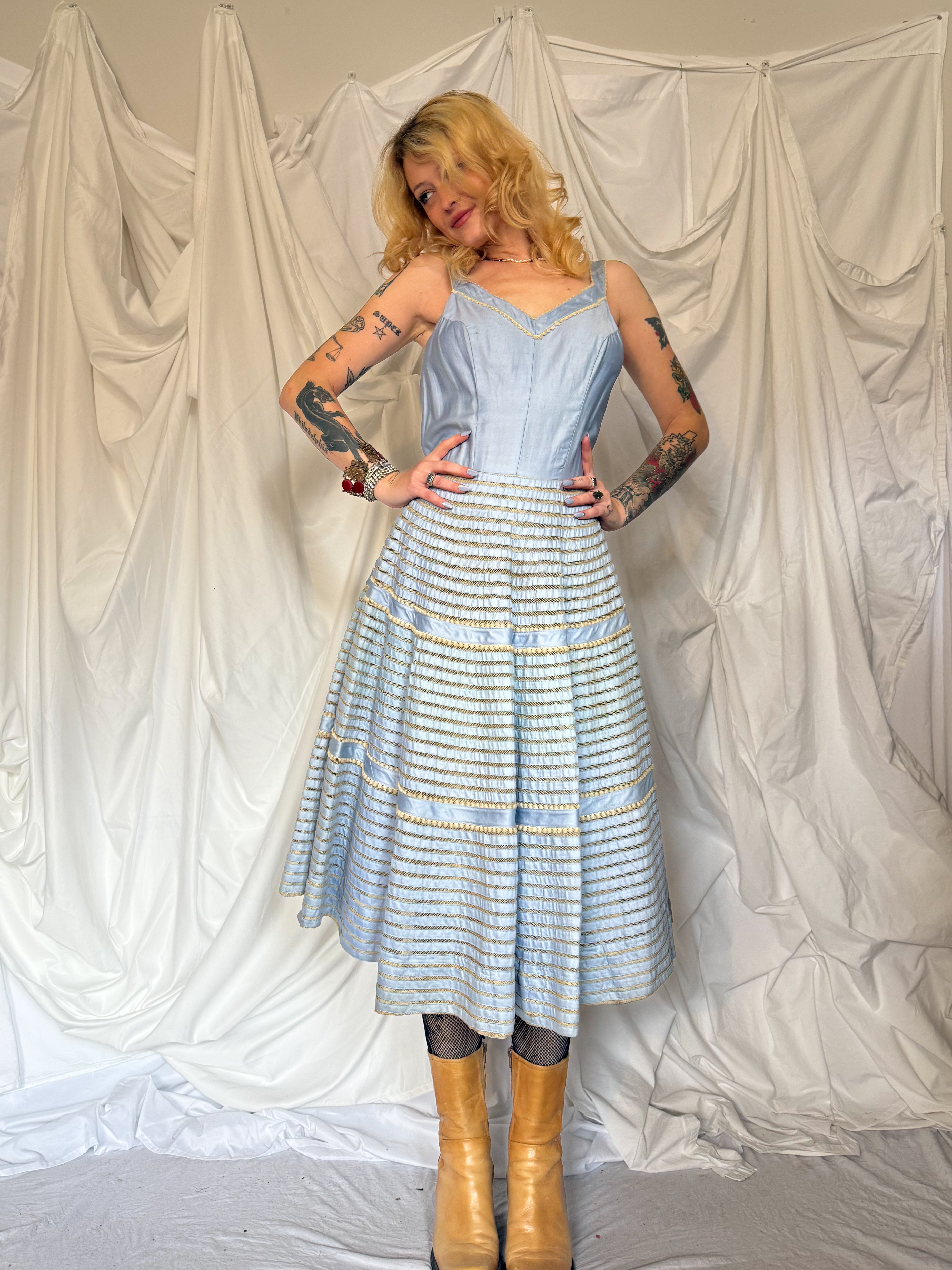 1940’s BABY BLUE DRESS
