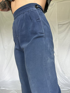 1930’s COTTON SIDE BUTTONS