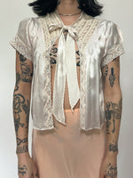 Load image into Gallery viewer, 40’s BABY PINK BED JACKET
