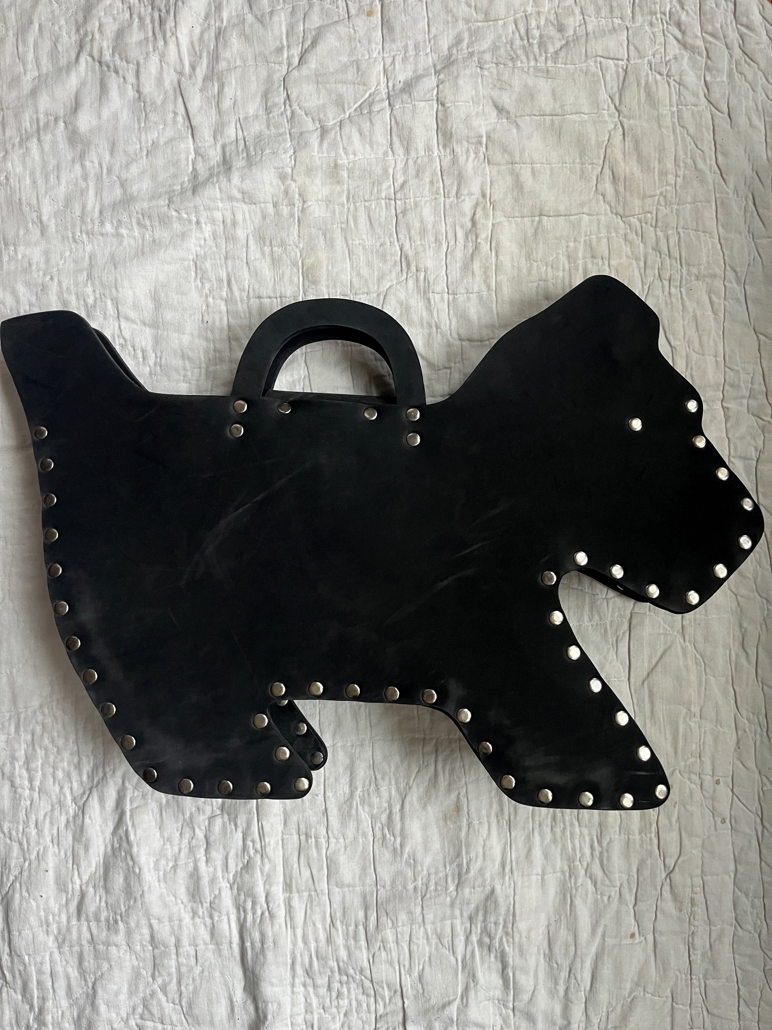 SULAN 1991 RUBBER DOG PURSE