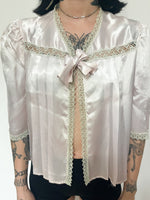 Load image into Gallery viewer, 40’s SATIN BED JACKET
