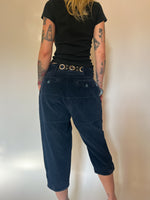 Load image into Gallery viewer, 1960’s CORDUROY CAPRIS
