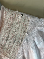 Load image into Gallery viewer, 40’s BABY PINK BED JACKET
