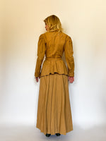 Load image into Gallery viewer, VICTORIAN SPLIT SKIRT RIDING SUIT
