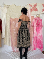 Load image into Gallery viewer, 50’s LACE PARTY DRESS
