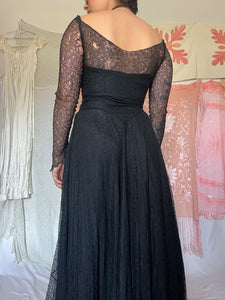 CEIL CHAPMAN LACE DRESS