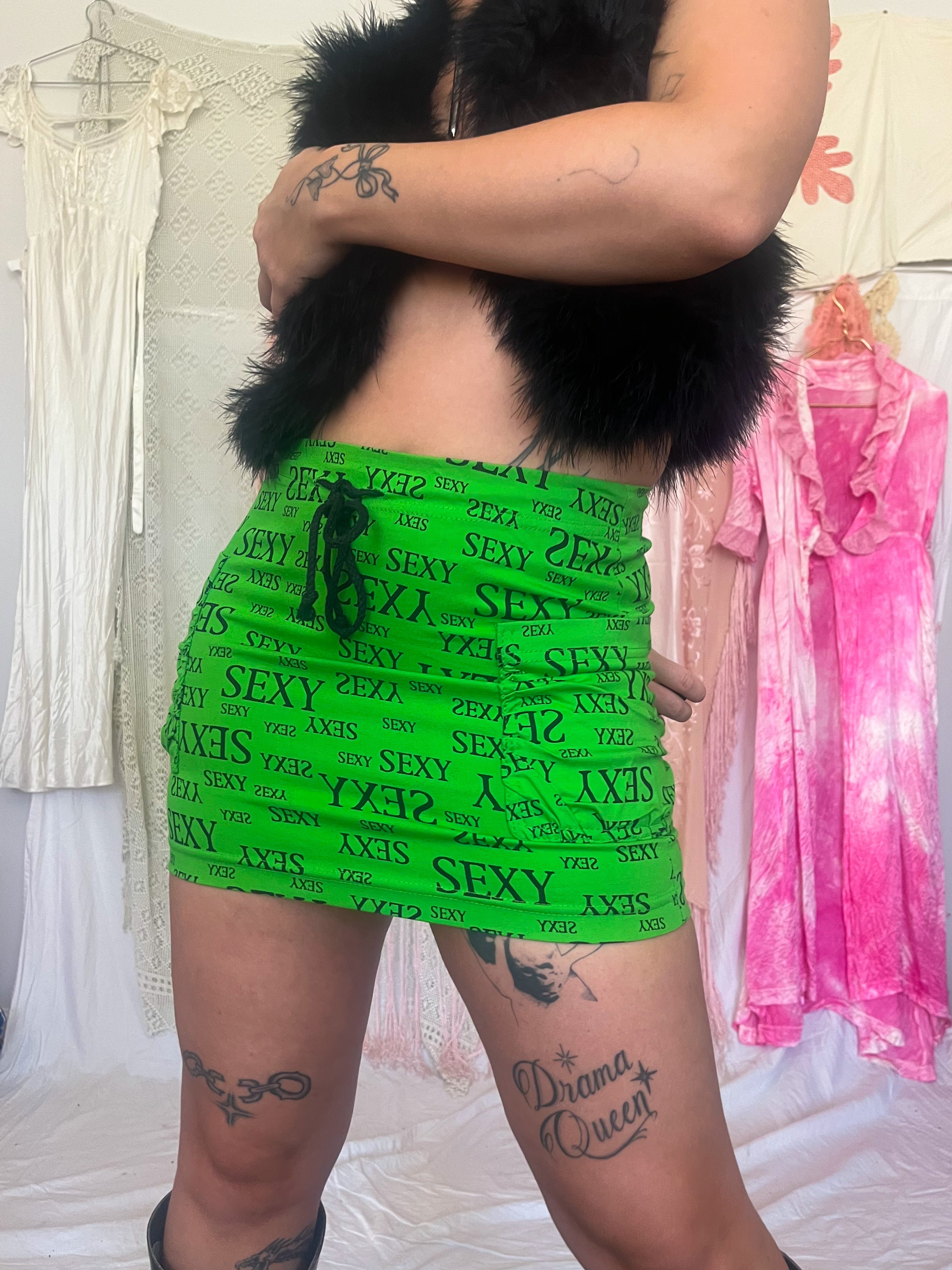 GRAPHIC “SEXY” MINI SKIRT