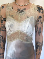 Load image into Gallery viewer, 1930’s BIAS CUT SLIP DRESS
